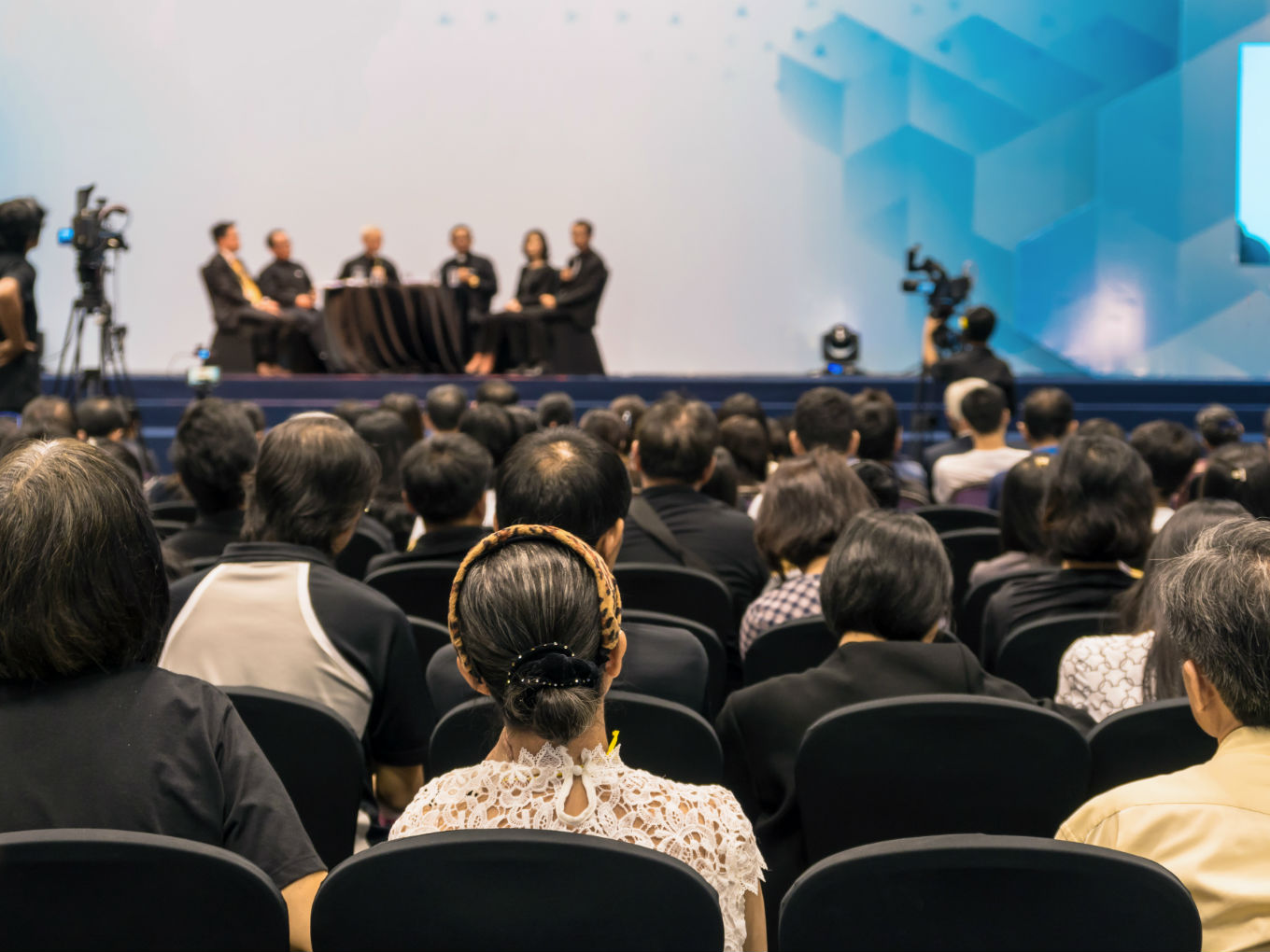 Startup Events To Attend This Week: Co-founder Meet By IndianStartups And More