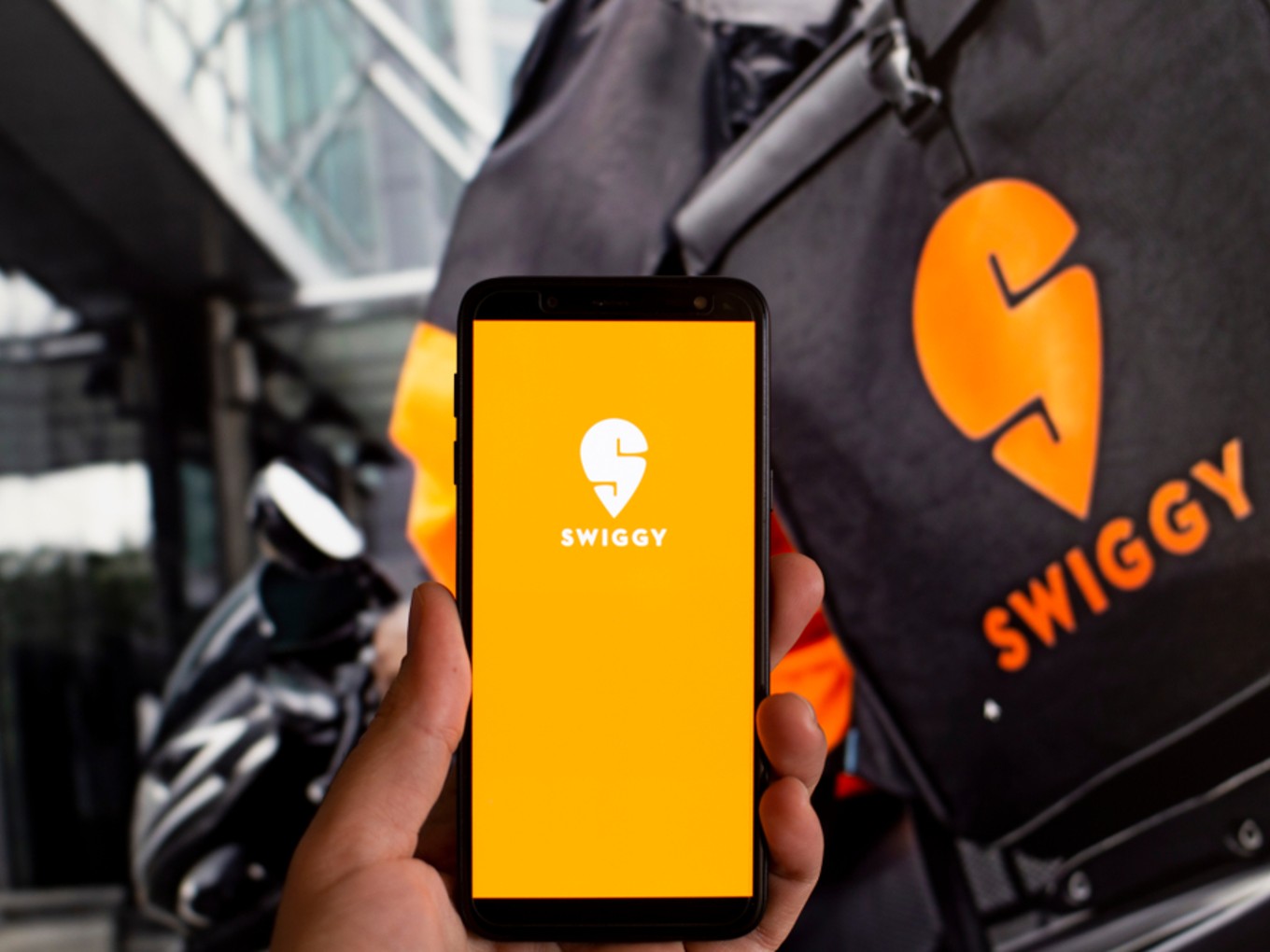 SoftBank Likely To Invest Upto $500 Mn In foodtech unicorn Swiggy Soon