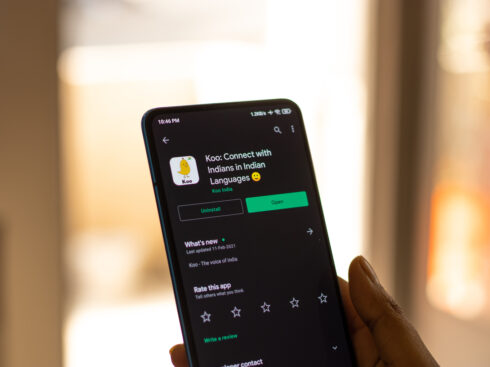 Koo Compliance Report: Indian Twitter Alternative Received 4,509 Complaints In January Summary It received reports against more than 4,509 ‘Koos’ which is what the platform calls its version of tweets It removed 432 of those ‘Koos’ and took further action against 4,077 posts The microblogging platform also received spam reports against 246 posts, of which it blocked 41 posts and took other actions against 205 posts India’s alternative to Twitter, Koo has published its seventh compliance report since the government’s new IT Rules came into effect in May last year. The microblogging platform received complaints against 4,509 posts on the platform.