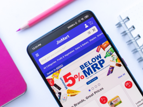 JioMart Rolls Out Pilot In Mumbai, Navi Mumbai For Grocery Delivery In An Hour