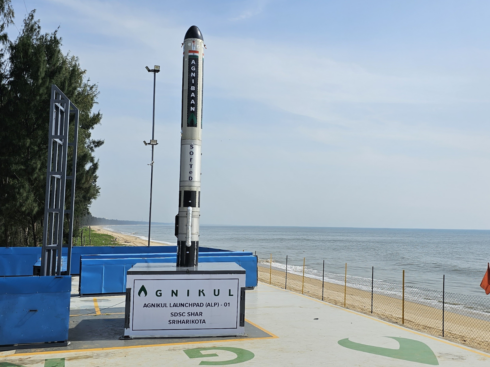 Agnikul Inches Closer To Maiden Spaceflight, Starts Integrating Launch Vehicle With Launchpad