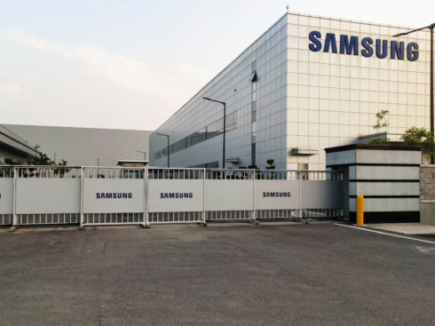 Samsung Gearing Up To Begin Laptop Production At Greater Noida Facility